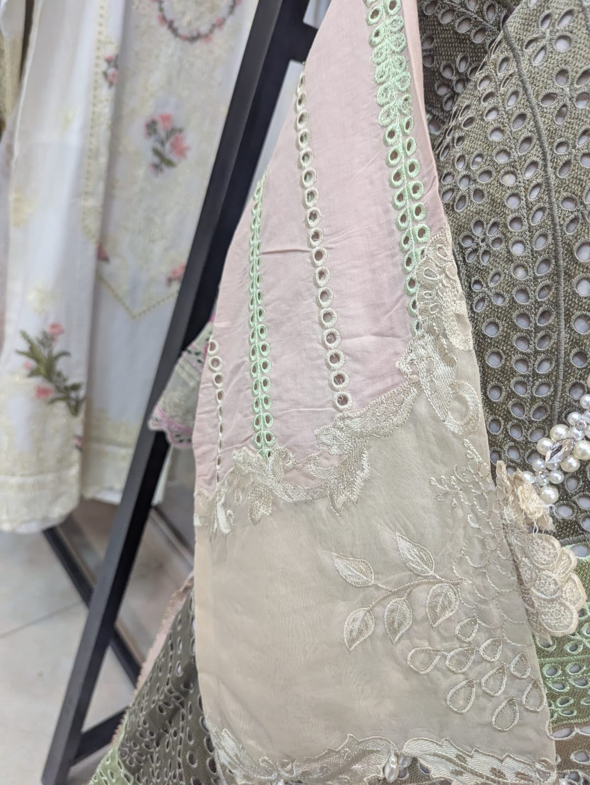 Embroidered Stitch 3pc