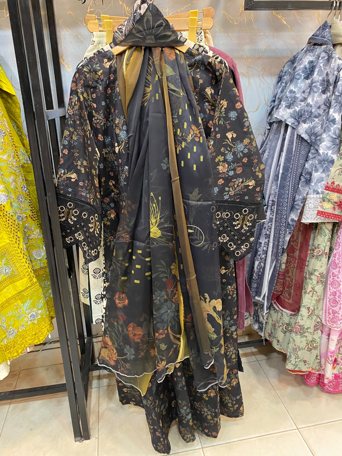 Lawn frock 3pc