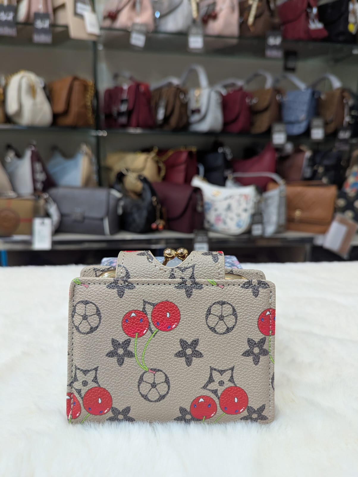 Ladies Hand Clutch