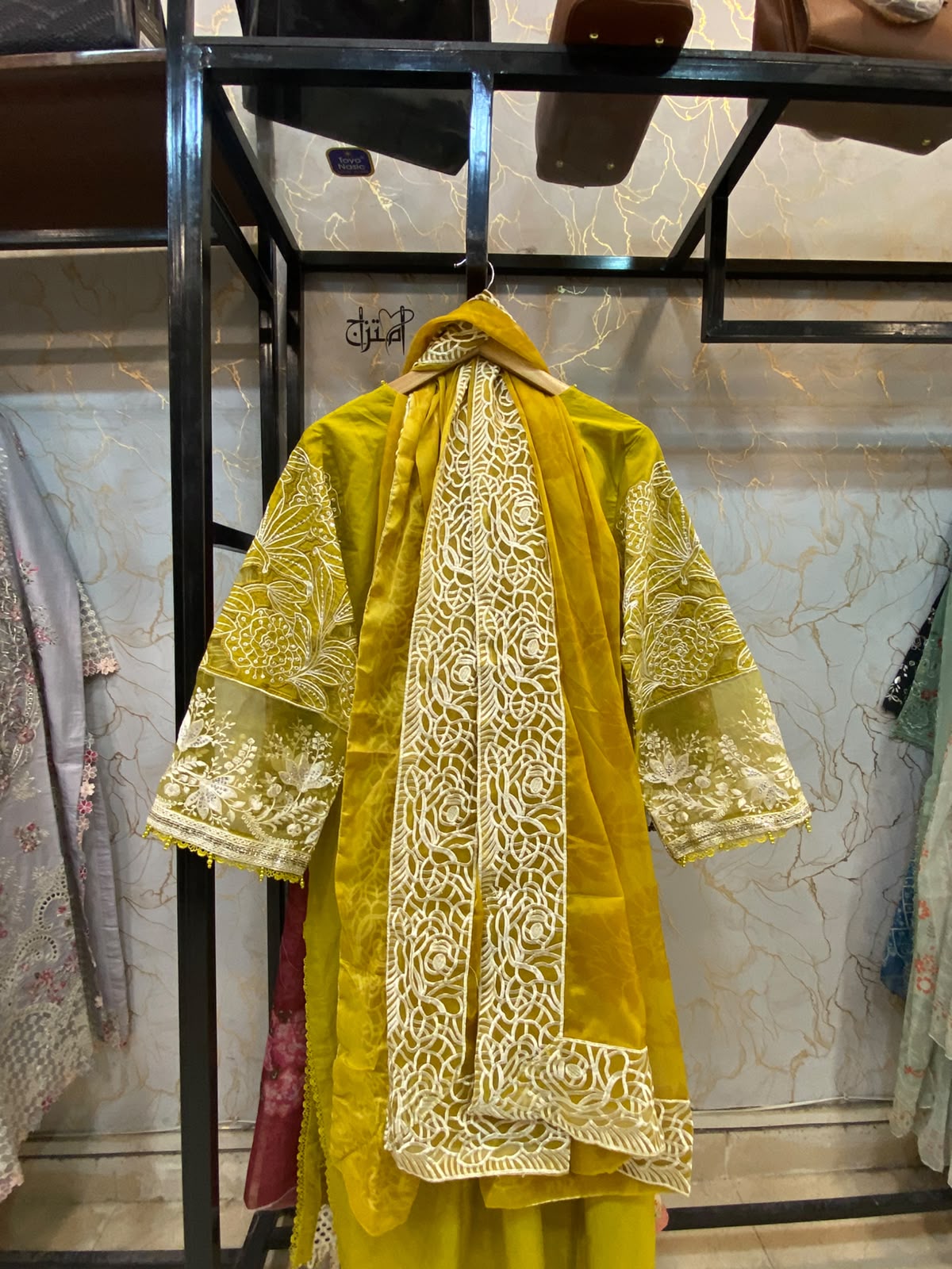 Lawn Embroidered Stitch 3pc