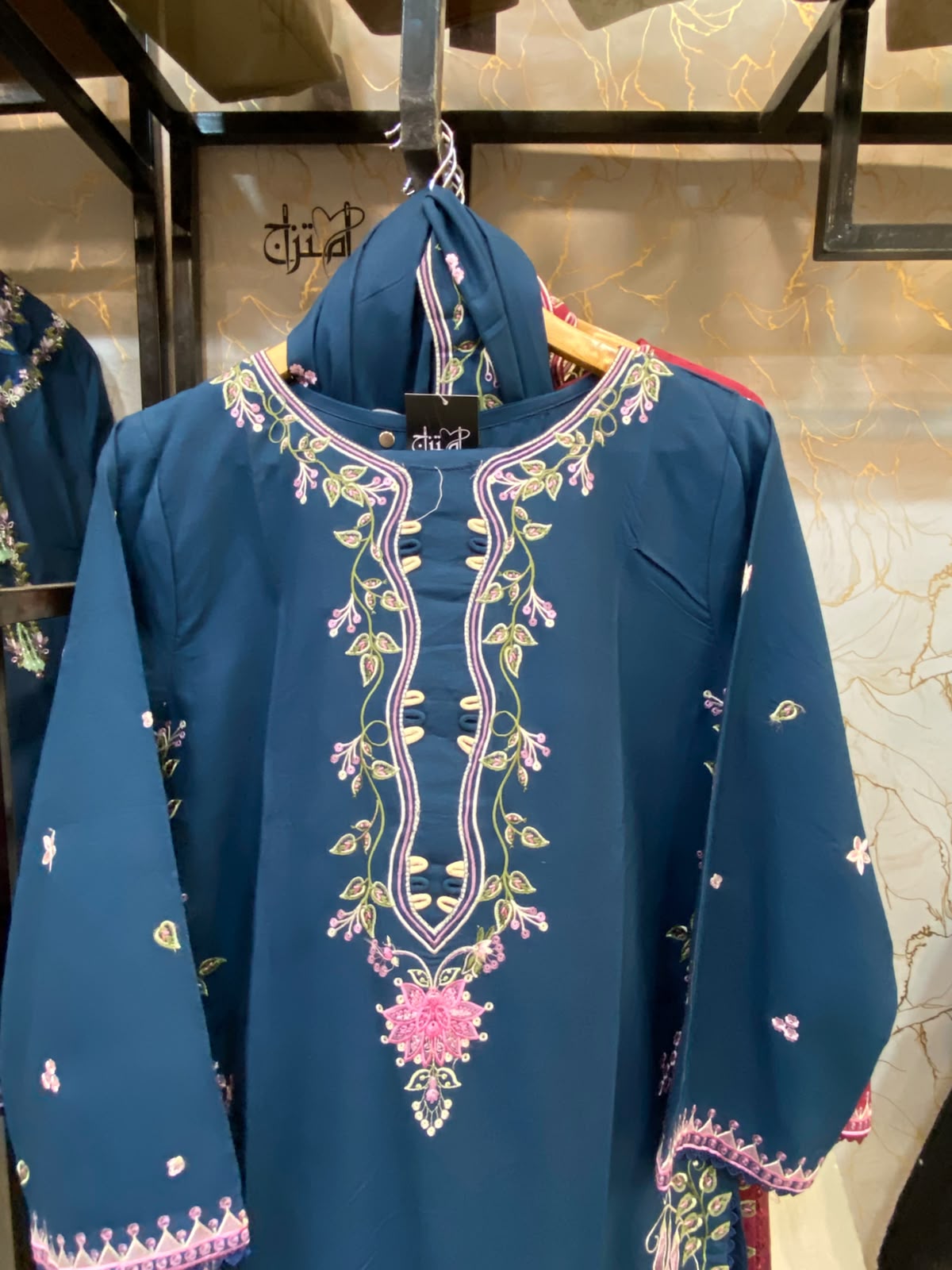Stuff ( Dhanak )  Embroidered Stitch 3pc