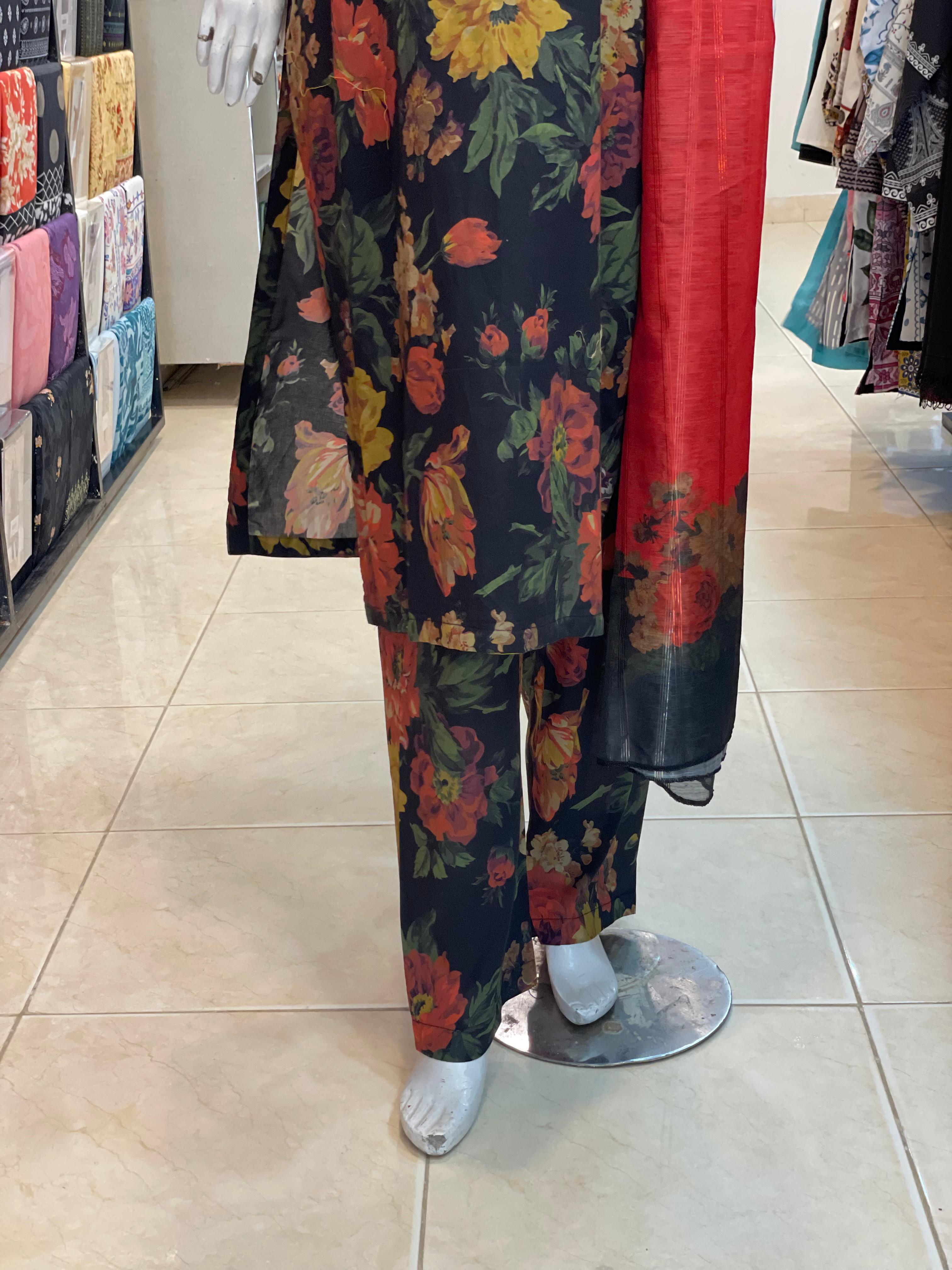 3 PIECE - EMBROIDERED LAWN SUIT