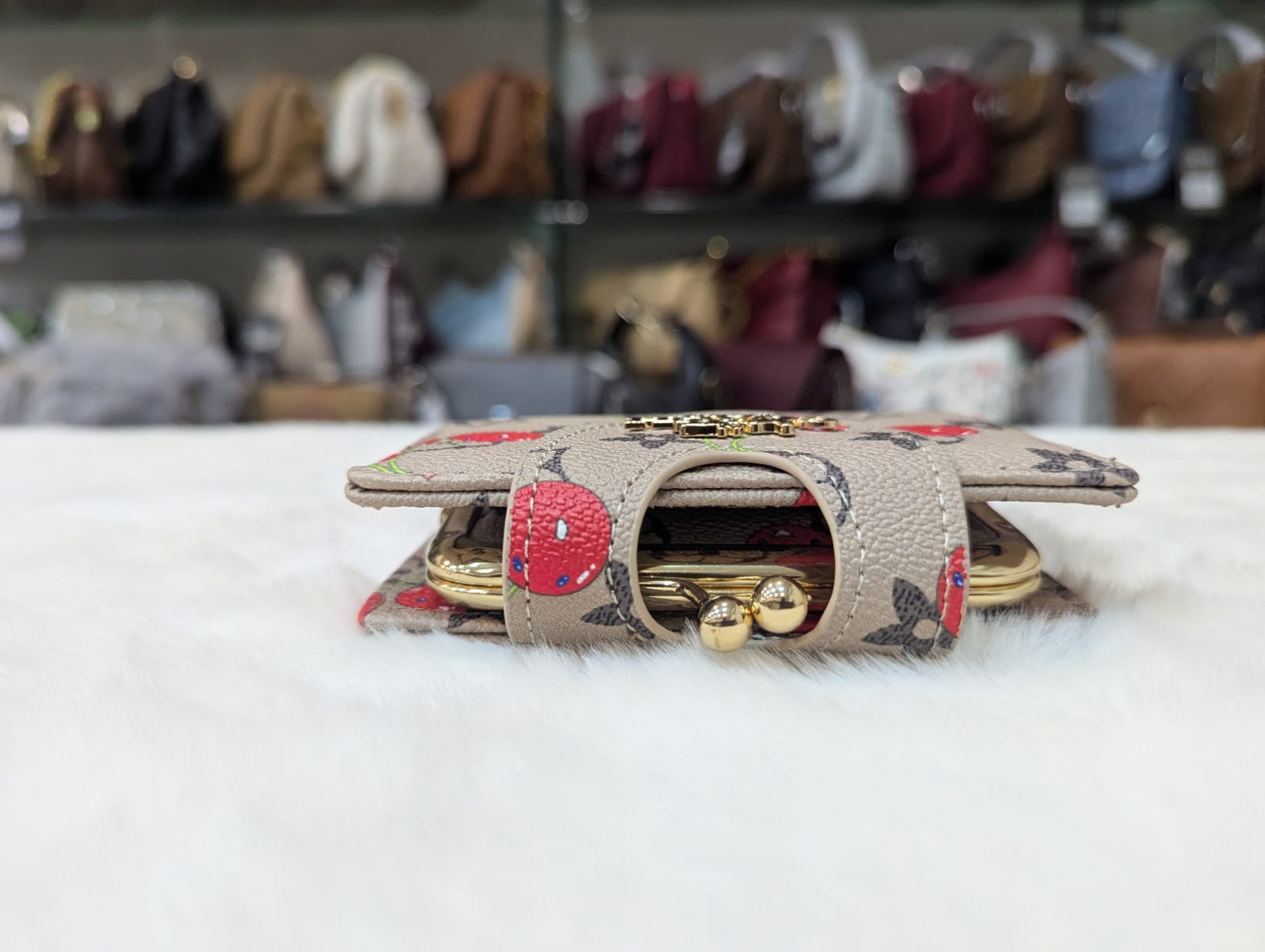 Ladies Hand Clutch