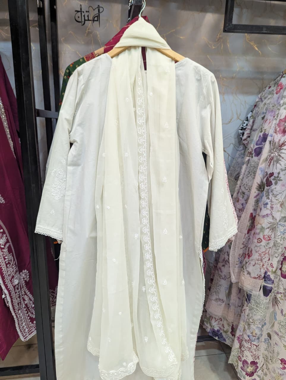 Embroidered Stitch 3pc (New Arrivals)