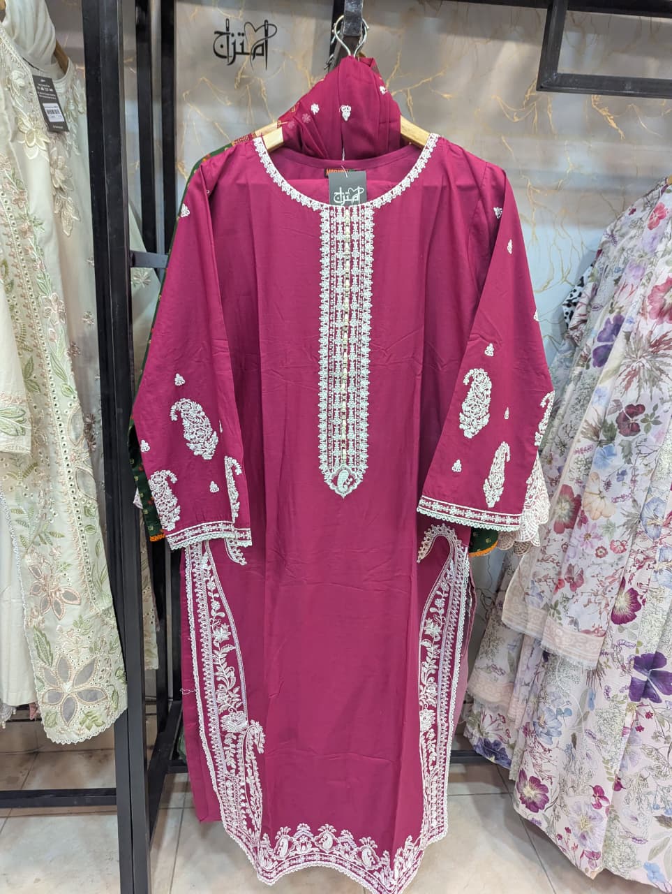 Embroidered Stitch 3pc (New arrivals)