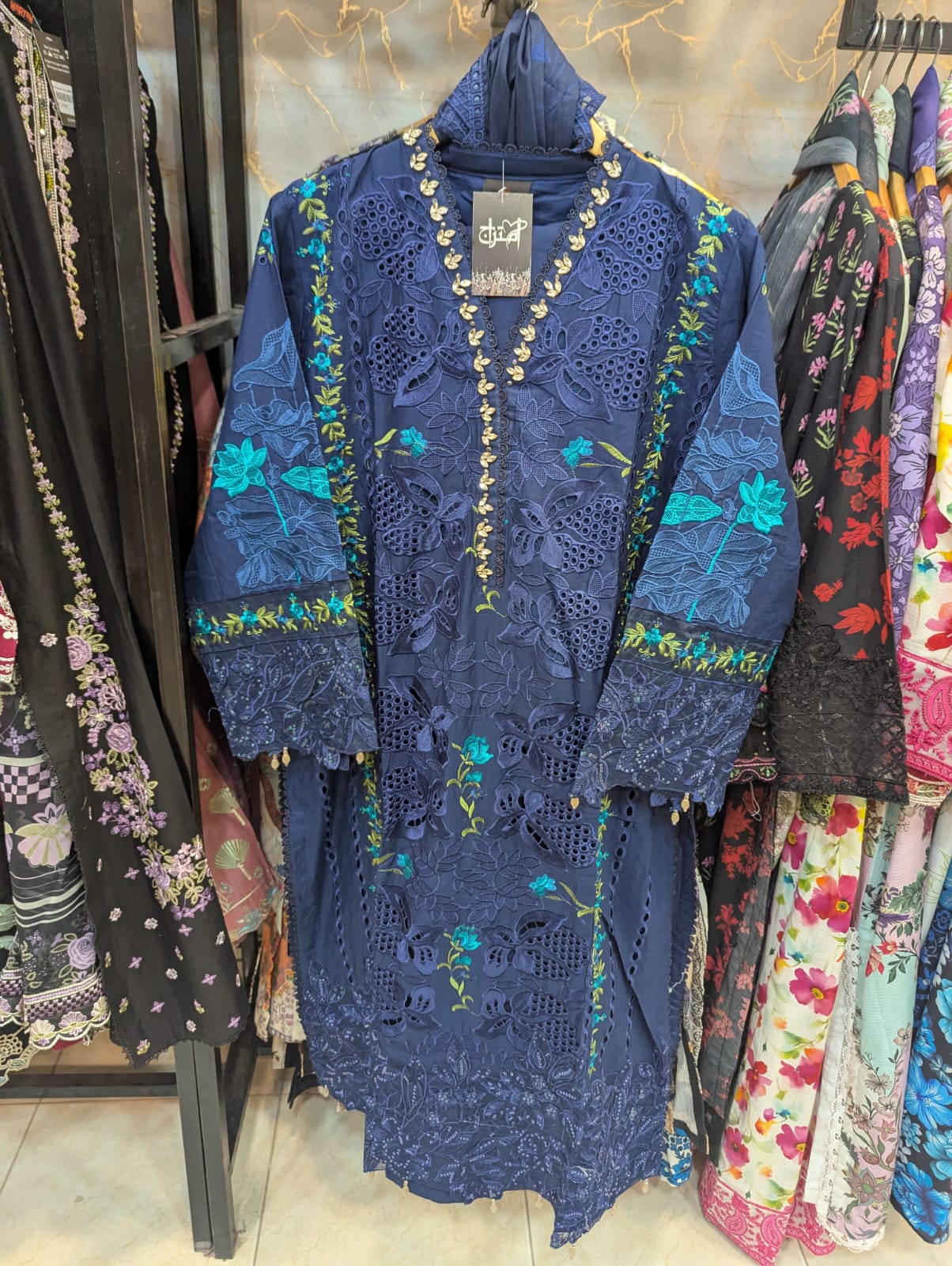 Embroidered 3pcs