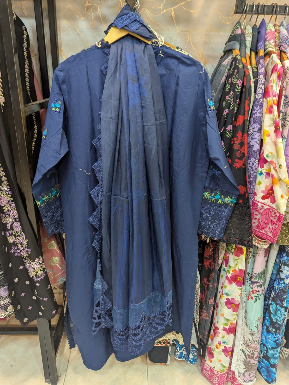Embroidered 3pcs