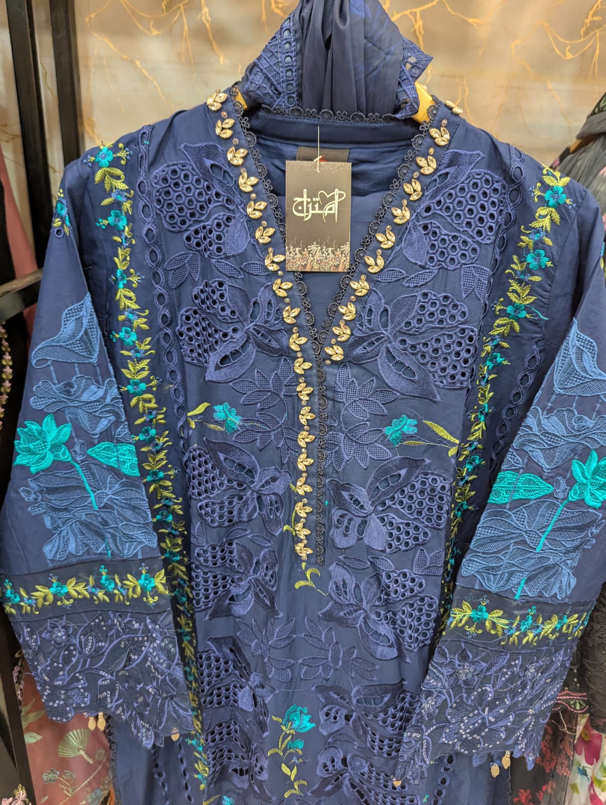 Embroidered 3pcs